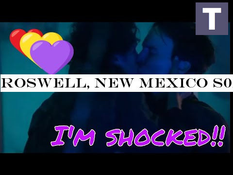 ROSWELL, NEW MEXICO S01E01 MICHAEL AND ALEX SCENE KISS