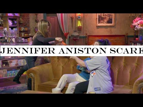 Jennifer Aniston Scares Fans at Central Perk