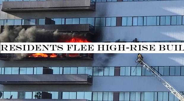 Residents flee high-rise building fire in Los Angeles